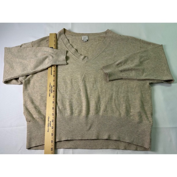 A New‎ Day Women's V-Neck Long Sleeve Lightweight Knit Sweater Beige Size L - Picture 7 of 8